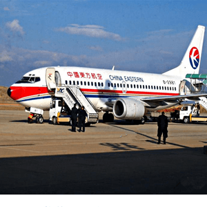 恩施许家坪机场空运航空快运业稳步发展的原因是什么？